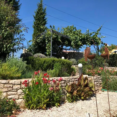 Casa Stefanie Holiday home Kastelir