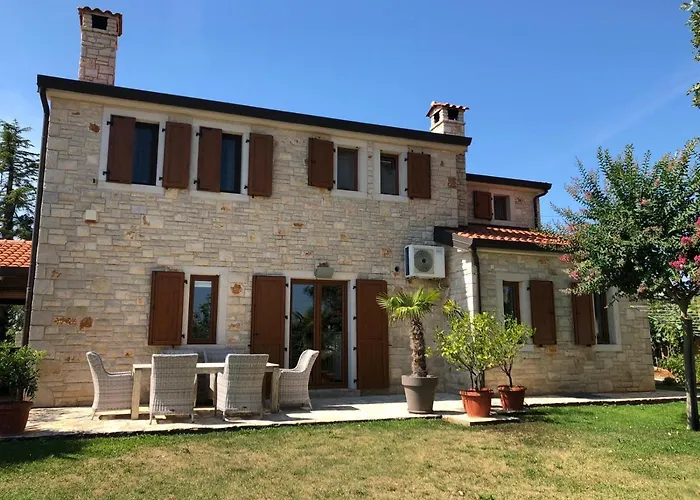 Casa Stefanie 펜션 Kaštelir