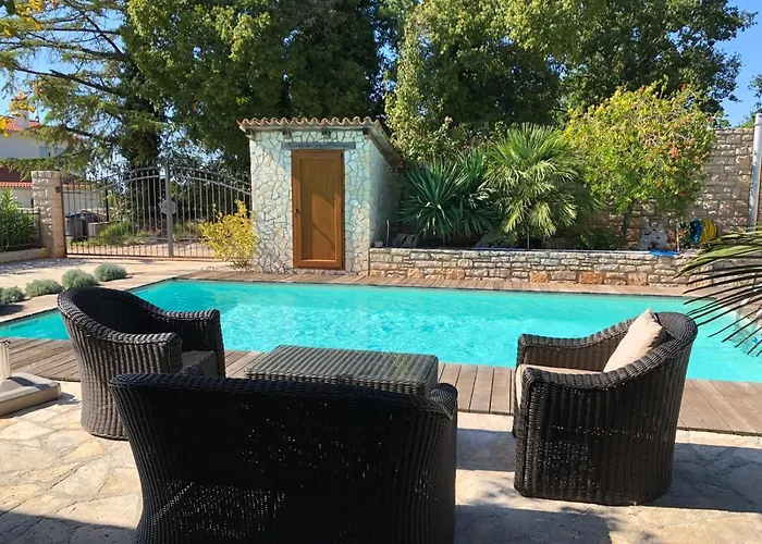 Casa Stefanie 펜션 Kaštelir