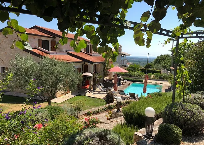 펜션 Casa Stefanie *